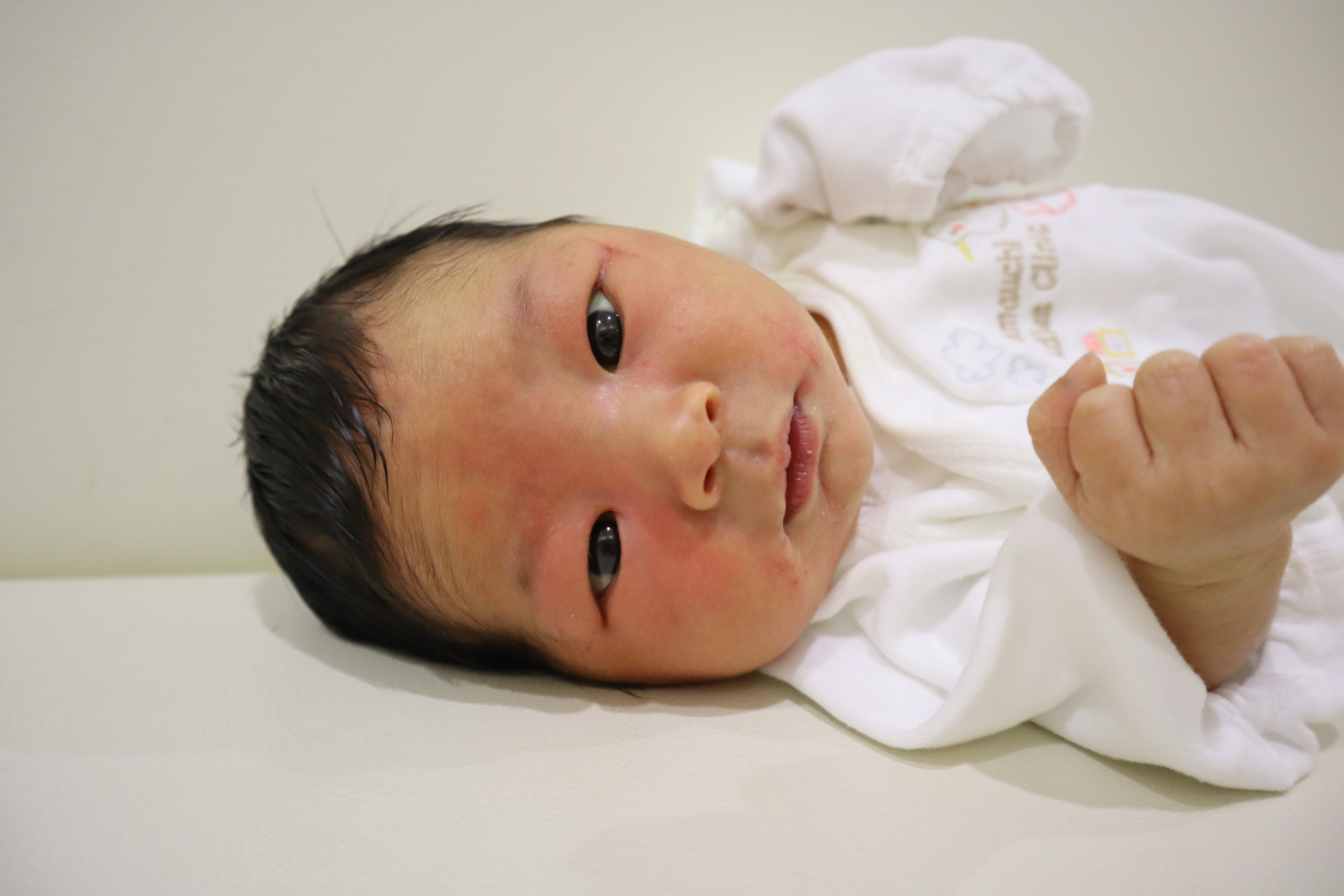 <br />
<b>Warning</b>:  Trying to access array offset on int in <b>/home/xs211088/yamauchi-lc.com/public_html/wp/wp-content/themes/yamauchi-lc3/single-hello-world.php</b> on line <b>32</b><br />
