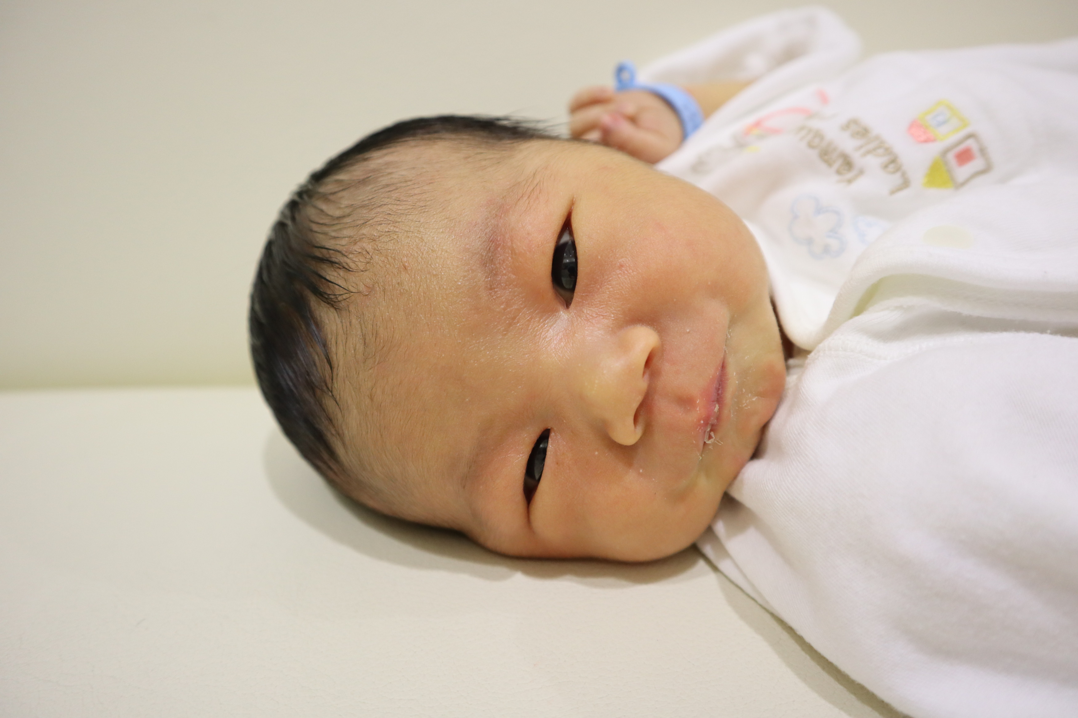 <br />
<b>Warning</b>:  Trying to access array offset on int in <b>/home/xs211088/yamauchi-lc.com/public_html/wp/wp-content/themes/yamauchi-lc3/single-hello-world.php</b> on line <b>32</b><br />
